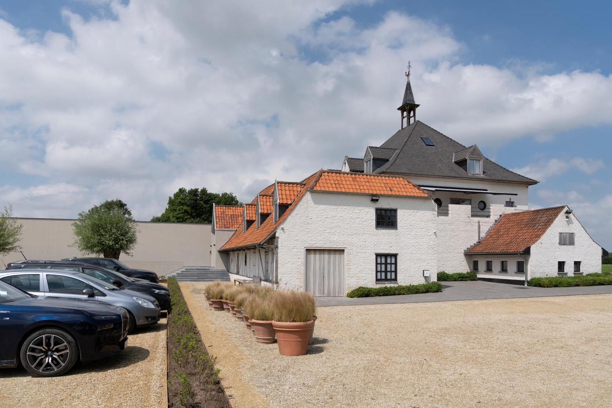 Отель 'T Convent Lo-Reninge Экстерьер фото